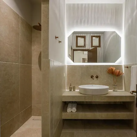 شقة فندقية Spanish Knights 4*