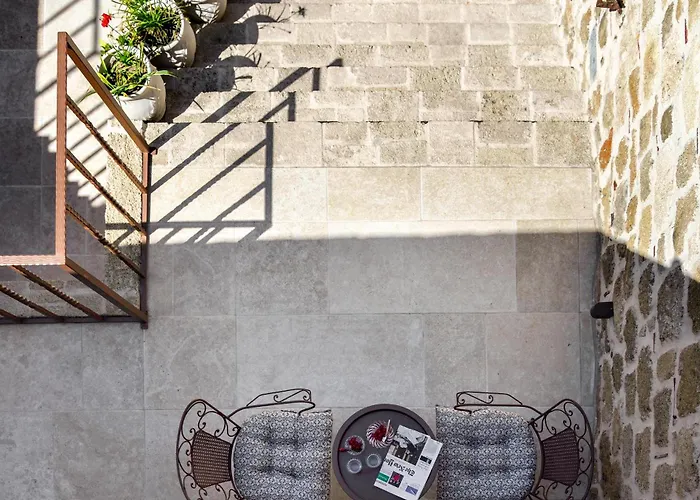 Spanish Knights 公寓式酒店