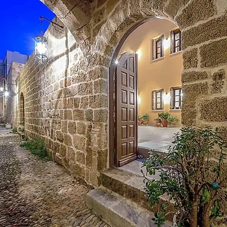 Hotel apartamentowy Spanish Knights