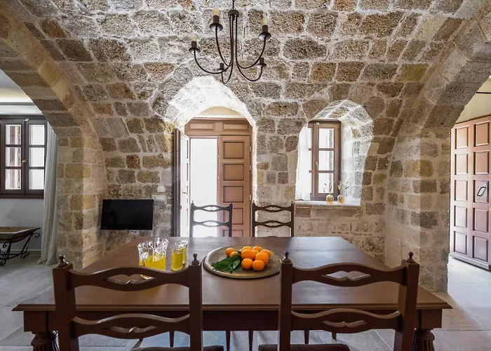 Spanish Knights Apart Otel