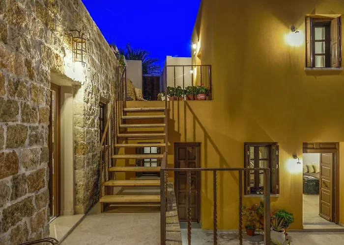 Spanish Knights Apart Otel