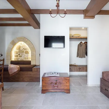 Spanish Knights Aparthotel