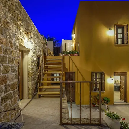 Spanish Knights Aparthotel